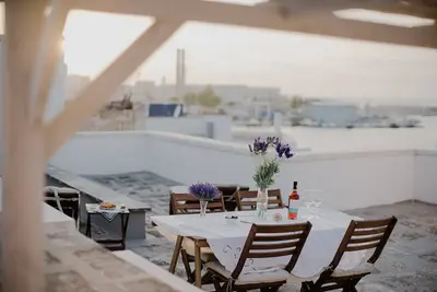 Image de Appartement très confortable avec terrasse vue mer Wi-Fi Gratuit