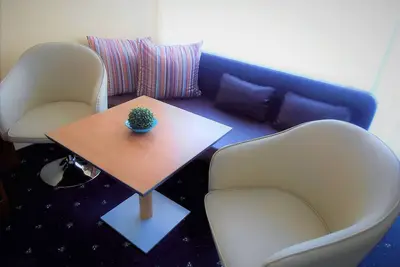 Image de Application économique, balcon, kitchenette, piscine, sauna, bain de vapeur, WiFi, couples, famille!