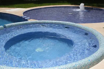 Image de Les meilleures plages - Jacuzzi - Piscine géante - Parking gratuit - Laveuse \/ sécheuse - Barbecue