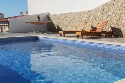 Image de Rex Surf House - Villa avec vue sur la plage de sable blanc - Jusqu'à 9 personnes
