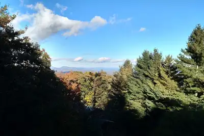 Image de Vue magnifique, près de l'Asu, communauté fermée, centre-ville de Boone à 5 minutes