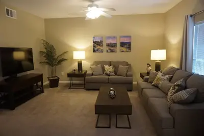 Image de Confortable et invitant, 2 chambres, 2 salles de bains, rez de chaussée, 6 couchages