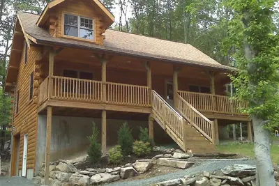 Image de Cabane logistique contemporaine: * 2 blocs * du lac Wallenpaupack, situé dans Wle