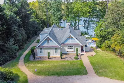 Image de Bord de l'eau, jetée, vue imprenable, promenade jusqu'à Tides Inn et Irvington