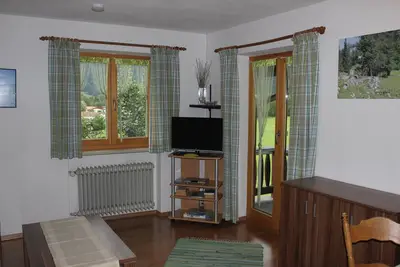 Image de Ferienwohnung Edelweiß (49qm), Balkon, Kochnische, 2 Schlaf- und 1 Wohnzimmer, max 4 Personen