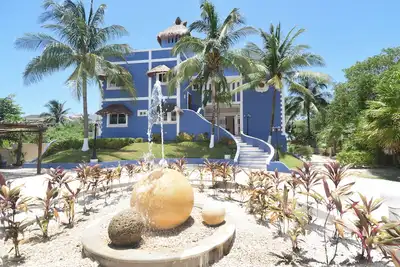 Image de Villa Sol y Luna: Ocean Front Villa, Riviera Maya, 10 chambres. Propriétaire direct