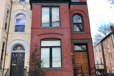 Image de Emplacement, commodité et charme de Capitol Hill Stationnement Gratuit inclus