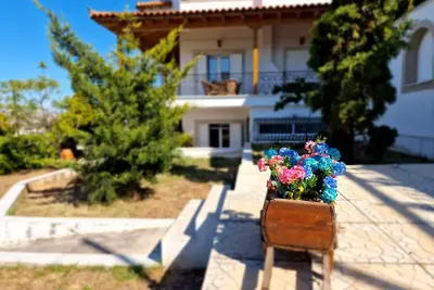 Image de Villa de luxe avec vue fantastique sur la mer, près de l'aéroport