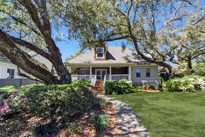 Rare 2 chambres, 2 salles de bain cottage sur East Beach, St Simons Island