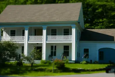 Image de Maison de ski historique - 8 Min. Pour monter la neige et 15 min. Pour Stratton.
