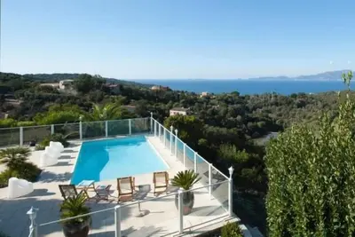 Image de Villa Alba di Sera - Piscine vue mer - Vue Panoramique sur les iles sanguinaires