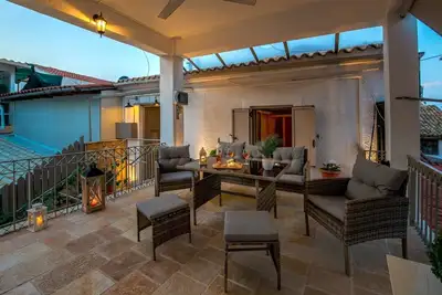 Image de Arokaria Iv - City centre Penthouse