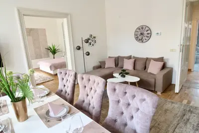 Image de Nouveau Style & Design Appartement Vieille Ville Xxl