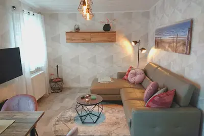 Image de Bungalow à 300m de la plage avec chaise de plage gratuite
