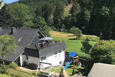 Image de Appartement confortable avec de superbes vues