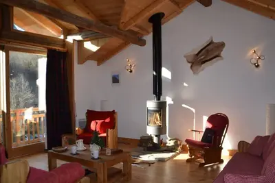 Image de Chalet Confort 4 Ch, 3 Sdb, Proche 3 Vallées, Wifi Gratuit
