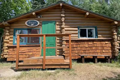 Image de Bear Cabin à Wilderness Vent sur le lac Armstrong près d'Ely, Mn