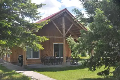 Image de Moran Lodge 5/3 récemment rénové avec vue sur Grand Teton