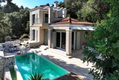 Image de Apeiron I Villa - Instaworthy Views. Ace Location.