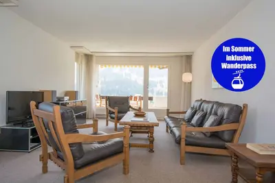 Image de Vacation apartment near the center, with a wonderful view of the mountains.
