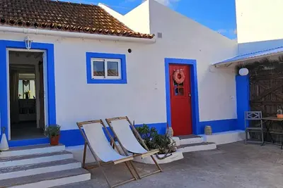 Image de Ferme rustique dans le pays avec cour