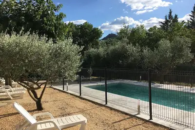 Image de Les Muscats Ardèche piscine privée clôturée climatisation Espace calme campagne