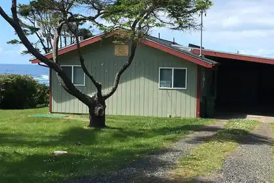 Image de Extrémité nord du sentier 804. Des kilomètres de plage de sable. Hors saison, renseignez-vous sur la nuit gratuite