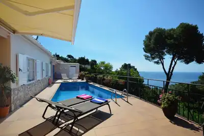 Image de Location de villa avec piscine à Begur, Aiguablava