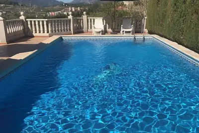 Image de Belle villa située dans de luxueux jardins avec piscine privée, pour 6 personnes
