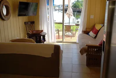 Image de Waterfront Cottage mignon et confortable