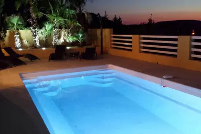 Image de Magnifique Villa avec vue dominante et piscine chauffée