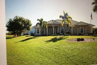 Image de Villa toscane est à quelques minutes de Boca Grande, Punta Gorda, Golf, Plages, shopping