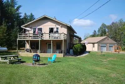 Image de Twin Mt Home Escape avec jacuzzi