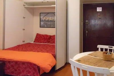 Image de Demi-Pension Du Salon 🏖 Canal 6 - Air, Wi-Fi, TÉLÉVISION Par CÂBLE, Lavage Et SÉCHAGE Et Garage