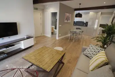 Image de Appartement Wifi / Ac Buen Suceso gratuit, en plein centre-ville, sur la place Metropol
