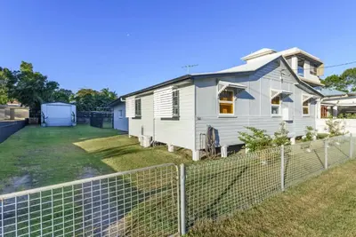 Image de Près de l'eau, restaurants et clubs, Toorbul St, Bongaree