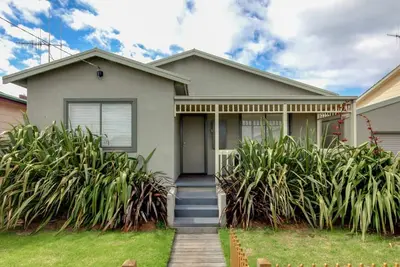 Reardon Place - Port Fairy, Vic