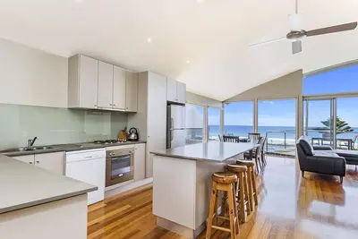 Shemara - Port Fairy, Vic