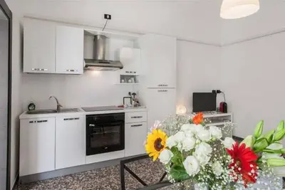Image de Appartement neuf de trois pièces avec balcon dans le centre!