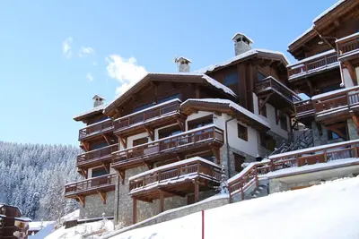 Image de Superbe Appartement 80 m2 Courchevel La Tania Classement Montagne de rĂŞve 4*
