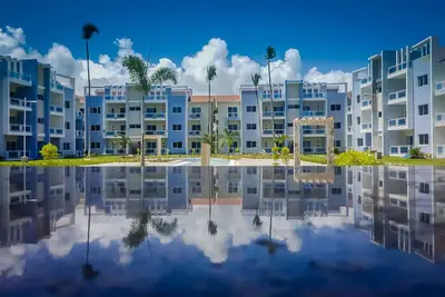 Condo Penthouse neuf / Terrasse sur le toit privée. À quelques pas de la plage! - une connexion Wi-Fi et une télévision par câble