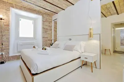 Image de Charmant appartement près du Colisée