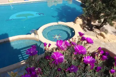 Image de Appartement Horsefarm: piscine, vue mer, Wifi & climatisation