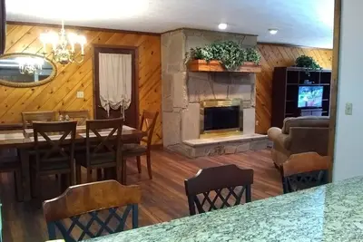 Image de Westover Park Condo 101 - Une escapade tranquille près des Great Smoky Mountains