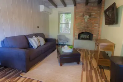 Image de Destination @ Oak Creek Cabin 3