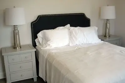 Image de Unité de design avec vue sur la rivière Salmon à Malone