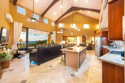 Image de Votre propre paradis privé avec vue sur la mer dans une villa méditerranéenne récemment construite