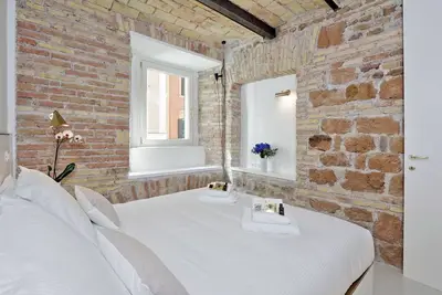 Image de Appartement Design pour 4 personnes près de Colosseum