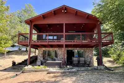 Image de Lake House avec immense cour et plage privée sur le lac Silver supérieur!