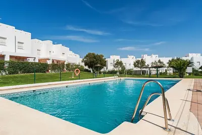 Image de Duplex Tejar D : piscines, familles et confort à Conil de la Frontera